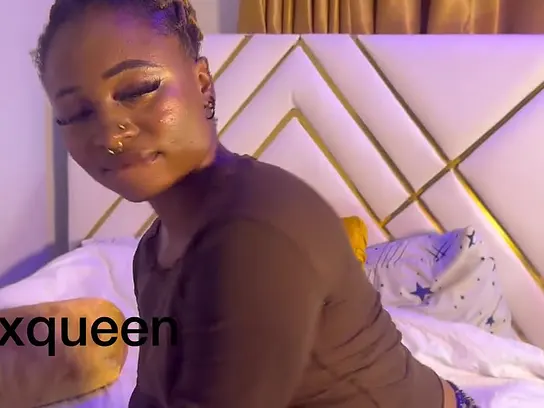 Black girl moans hard while getting her pussy drilled in doggystyle